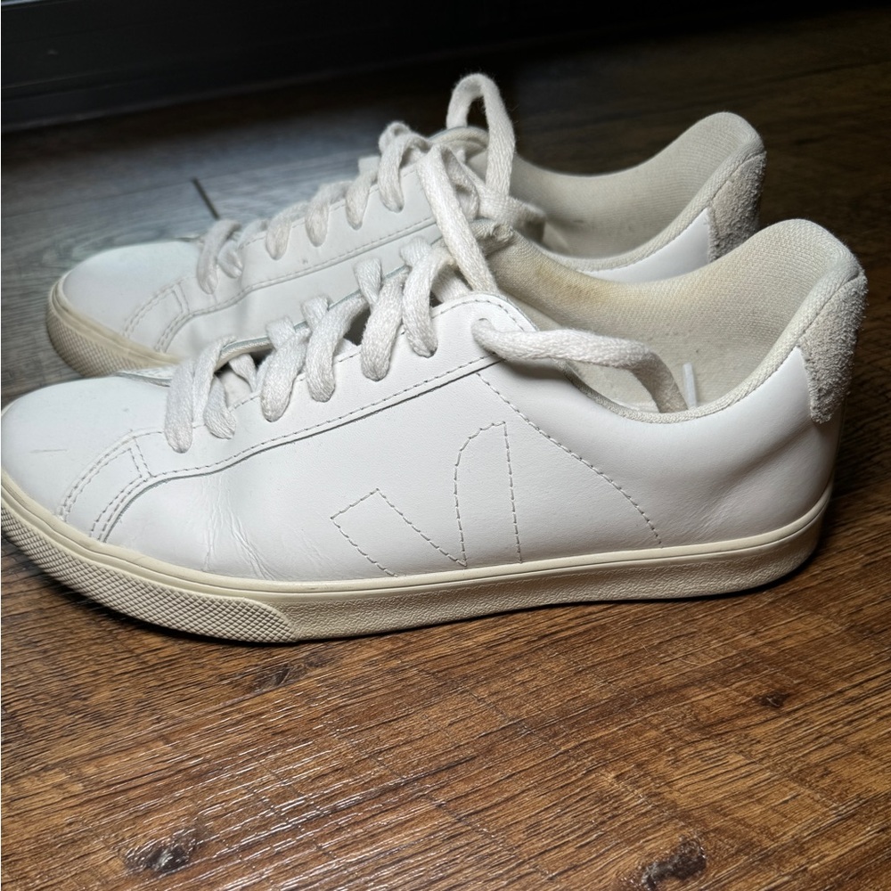 Veja Esplar Leather White Sneakers